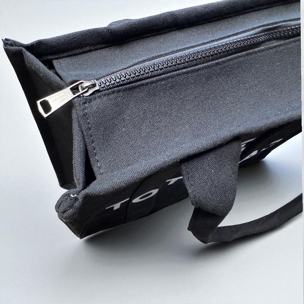 "THE TOTEBAG" Black Canvas Tote – Chic, Spacious & Brand New! 🖤 - Picture 7 of 12